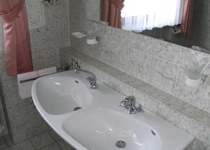 Pfeifles Hoehenhotel מלון באיירסברון